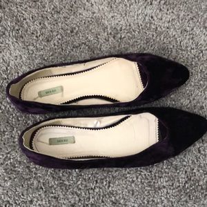 Like new purple flats